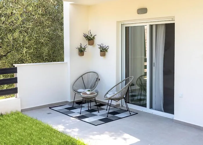 Chrisi * 스칼라 포타미아스